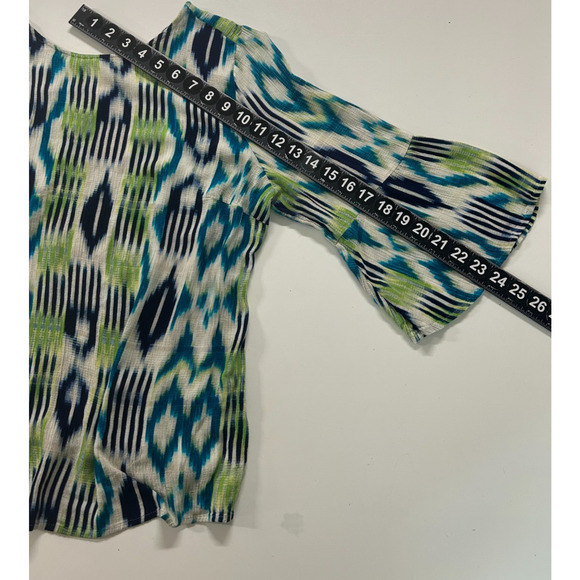 Chicos Top Womens Large 2 Blue Green Colorful Ikat Back Detail Bell Sleeve Rayon - Picture 7 of 11